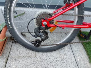 Bicicleta infantil roja Btwin. Solo en mano!!