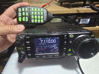 ICOM IC-7000  HF/VHF/UHF y 50 Mhz VENDO o CAMBIO