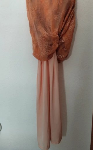 Vestido marca Rosas Rojas