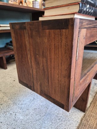 Consola de madera y cristal