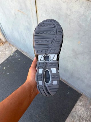 Adidas Megaride O1 Scarpe Uomo Nero Argento