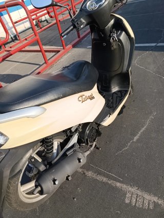 Peugeot Tweet 125 Beige Scooter