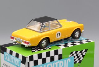 Mercedes 250 SL amarillo Scalextric-Reprotec
