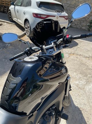 Yamaha FZ6 Naked Negra