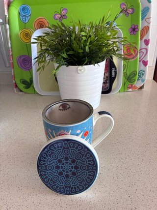 Taza Zen Hamsa con Tapa y Colador