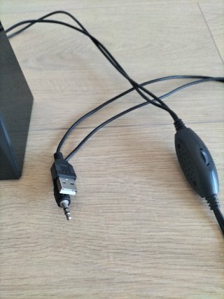 Altavoces PC Trust Negros
