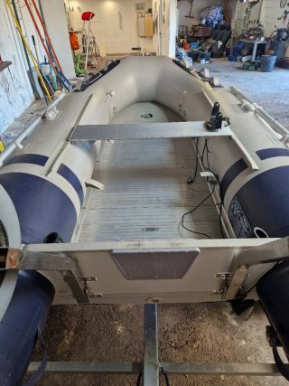 Barco Zodiac inflable