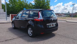 Renault Grand Scenic 2015