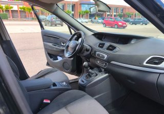 Renault Grand Scenic 2015