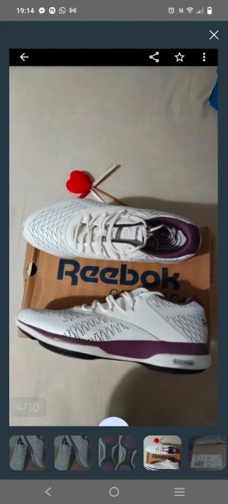 Zapatillas Reebok Blancas y Moradas