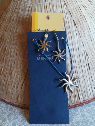 Conjunto artesanía de Menorca sin estrenar.