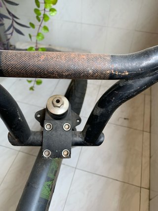 Bicicleta BMX Gris Oscuro Ruedas 20