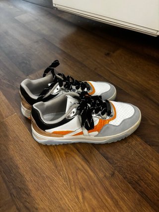 Zapatillas Munich Naranja y Blanco