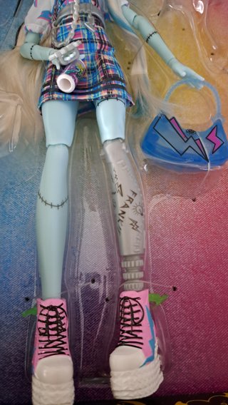 Boneca Frankie Monster High