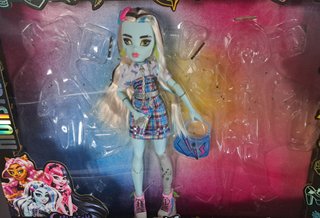 Boneca Frankie Monster High