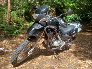 BMW GS 650 año 2006 y 27800km