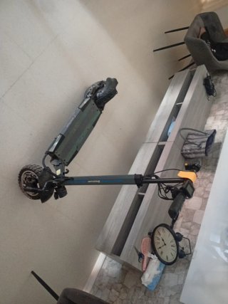 Patinete SmartGyro con cargador no carga