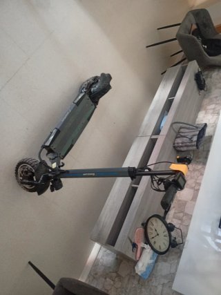 Patinete SmartGyro con cargador no carga