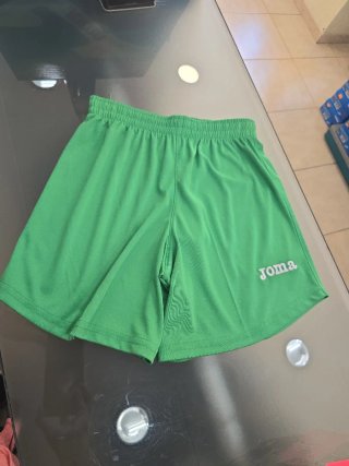 Pantalón corto Joma verde talla 10