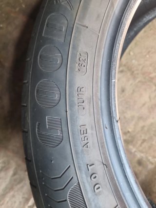 Neumáticos ocasion 205 55r17 91v goodyear