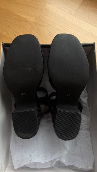 Sandalias negras de plataforma tejidas “Carmela”
