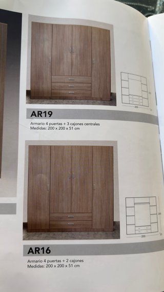 Armario de madera
