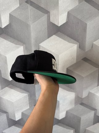 Gorras visera plana