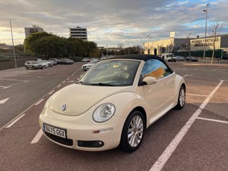 Volkswagen Beetle Cabrio Descapotable 2.0 2008 C