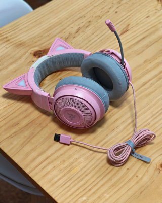 Auriculares Razer Kraken Kitty RGB Rosa