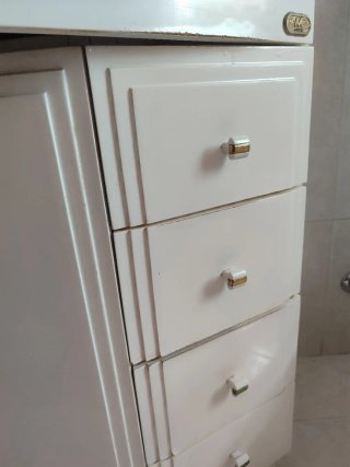 Mueble de lavabo con espejo