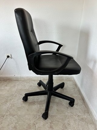 Silla de oficina JYSK NIMTOFTE negra