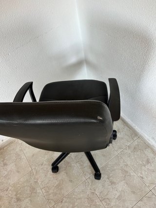 Silla de oficina JYSK NIMTOFTE negra