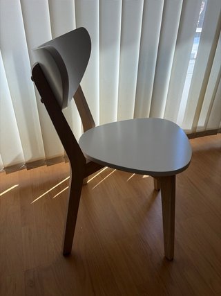 4 Sillas de Comedor de Madera Blanca