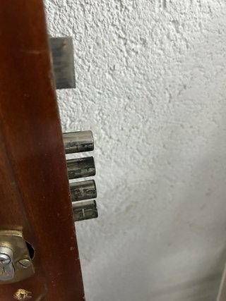 Puerta blindada madera
