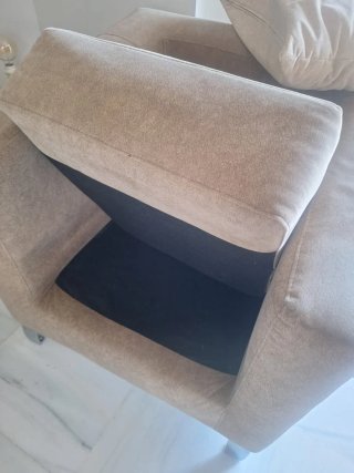 Sofá y sillón individual beige