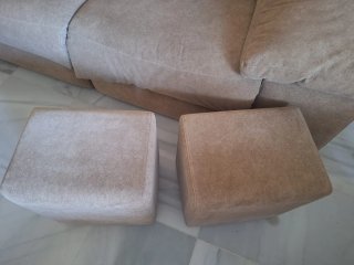 Sofá y sillón individual beige