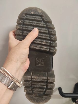 Botas Dr. Martens Doble Plataforma Negras