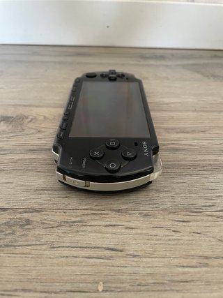 Sony PSP 2004 Nero + Memory Stick con Giochi