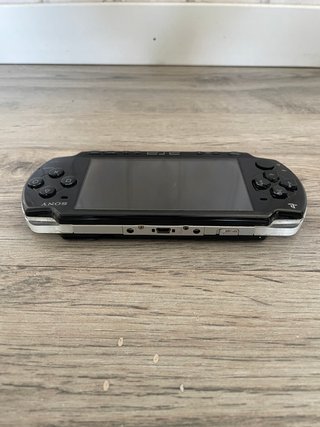 Sony PSP 2004 Nero + Memory Stick con Giochi