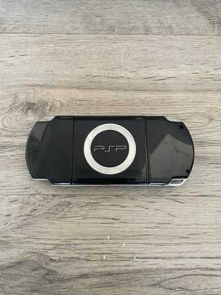 Sony PSP 2004 Nero + Memory Stick con Giochi