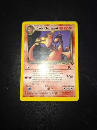 Dark Charizard Carta Pokémon Team Rocket