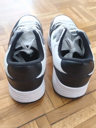 Zapatillas Patines Talla 38 Blanco/Negro