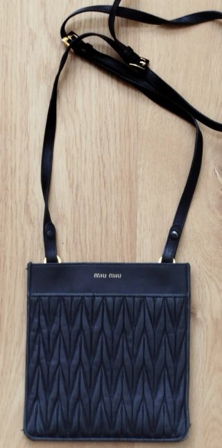 Borsa a tracolla Miu Miu nera