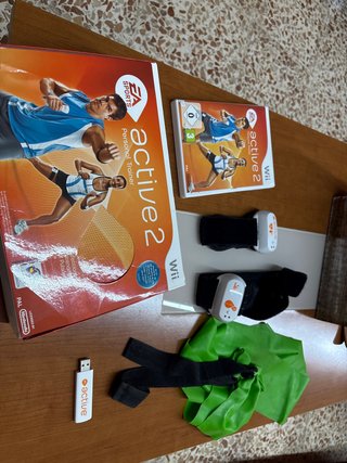 EA Sports Active 2 Wii + Accesorios