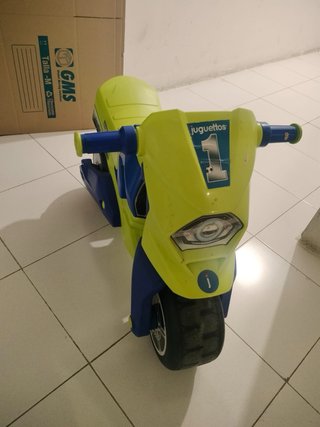 Moto infantil Juguettos