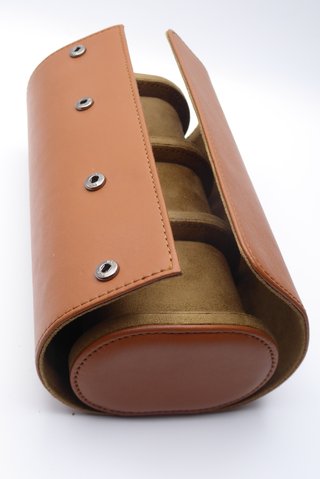 Box for 3 watches without brand