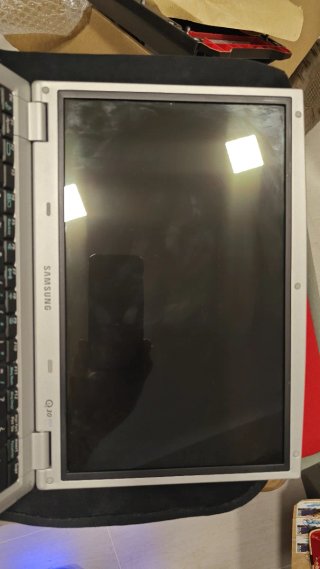 Portátil Samsung Q30 - Sin Cargador