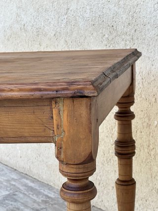 Mesa antigua francesa