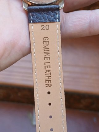 Reloj Certina Cuerda Caballero Dorado