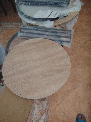 Tavoli ausiliari in metallo e legno